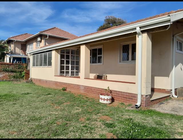 3 BEDROOM HOUSE FOR SALE IN BLUFF